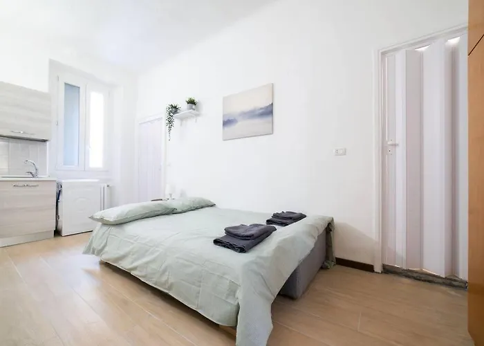 Apartment 4 Stops From The City Center